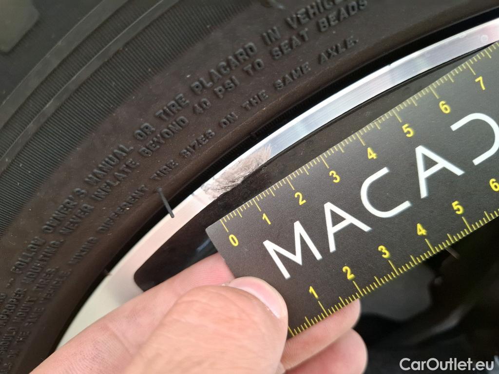  Peugeot  2008  Allure 1.2 PureTech 130CV BVM6 E6d #14