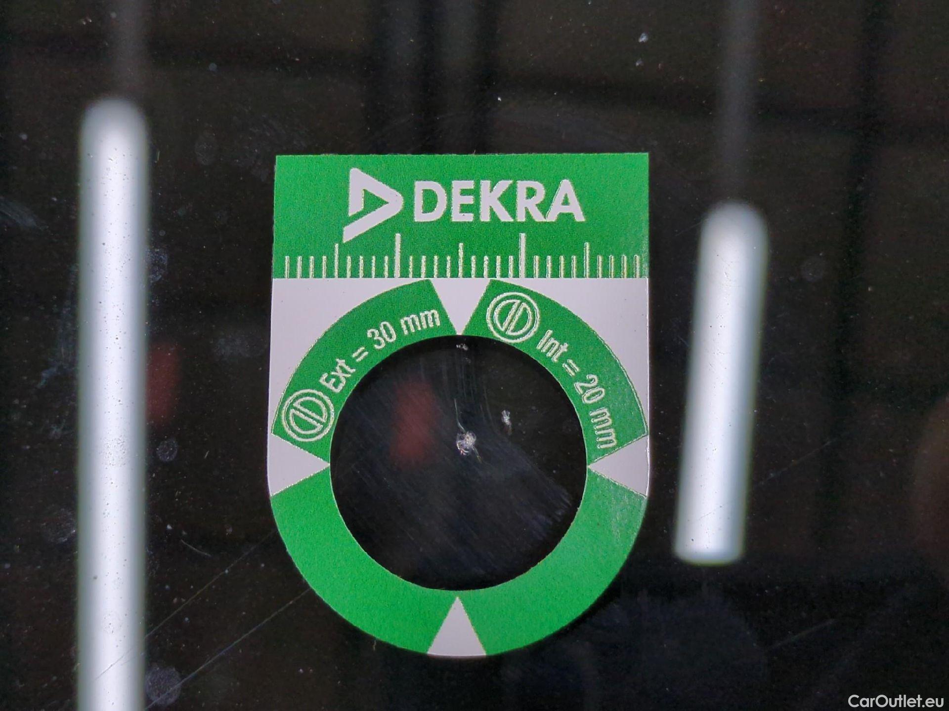  Peugeot  208  Affaire Premium Pack 1.2 80CV BVM5 E6dT #22