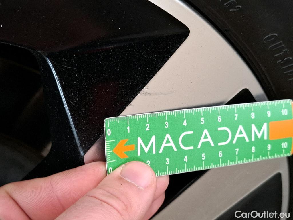  Mercedes  GLA MERCEDES-BENZ  / 2020 / 5P / SUV 1.3  250 e BUSINESS LINE DCT #48