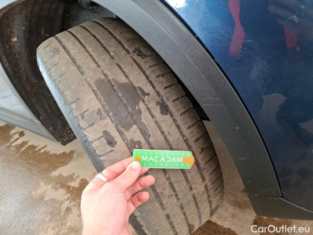  Mercedes  GLA MERCEDES-BENZ  / 2020 / 5P / SUV 1.3  250 e BUSINESS LINE DCT #58