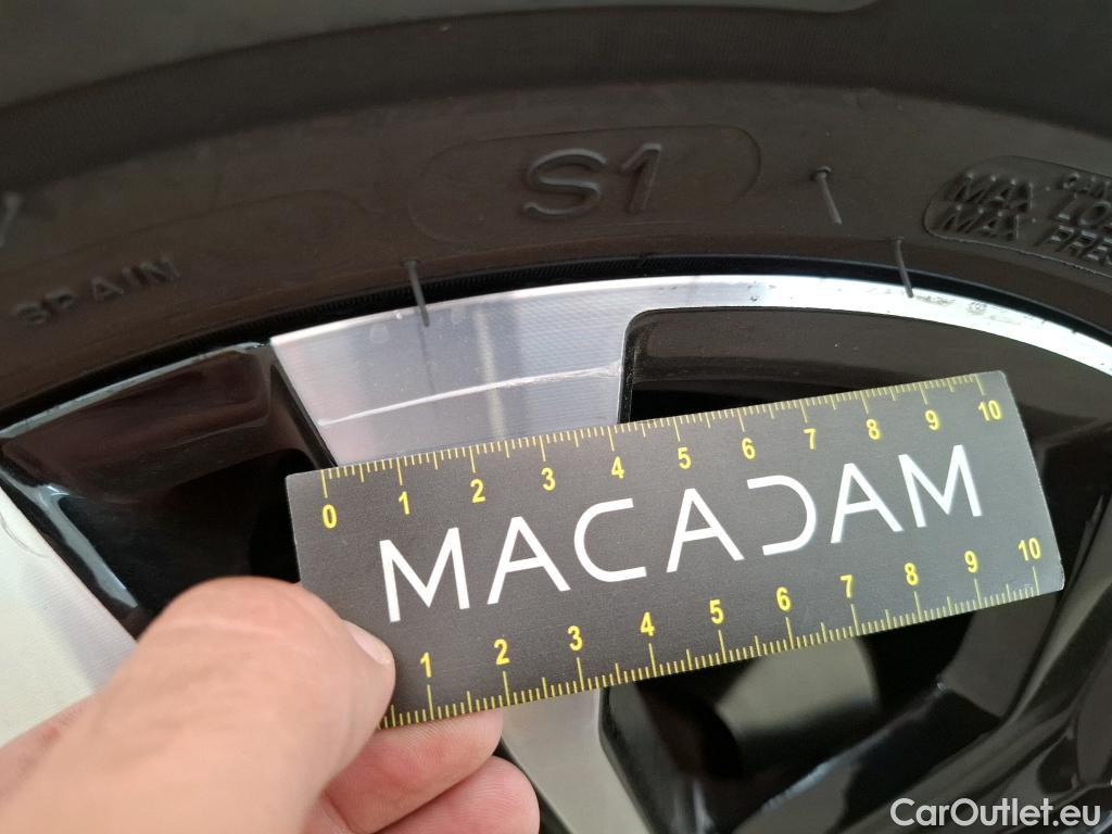  Peugeot  2008  Allure 1.2 PureTech 130CV BVM6 E6d #10