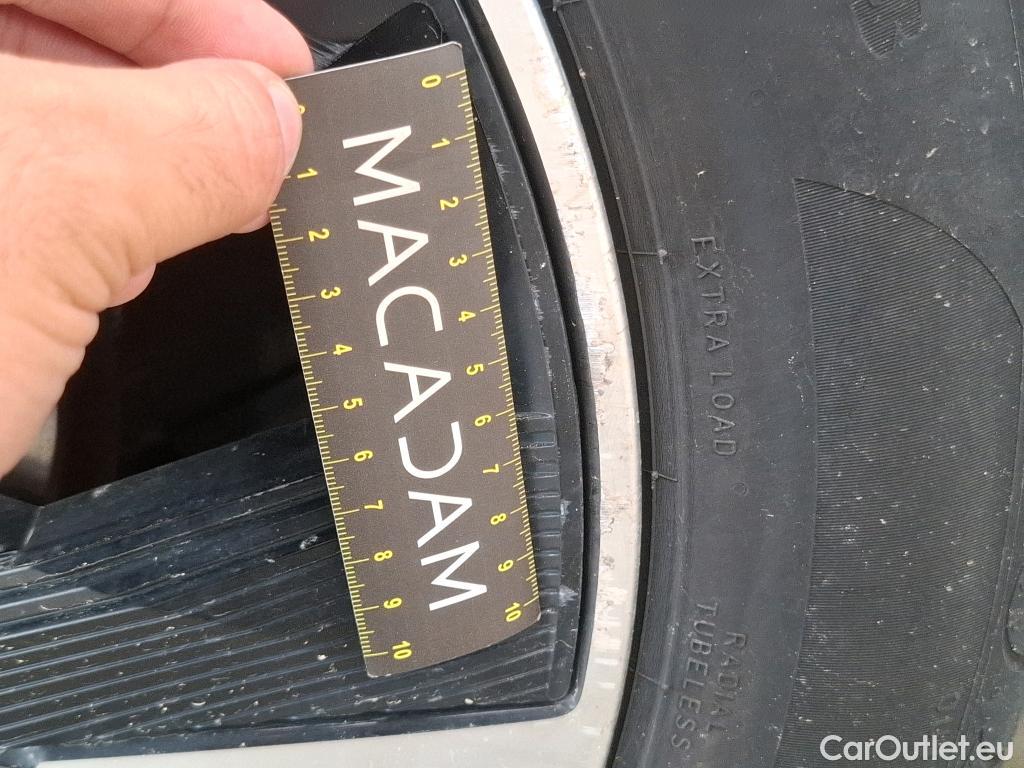  Peugeot  2008  GT Line 1.2 PureTech 130CV BVA8 E6d #25