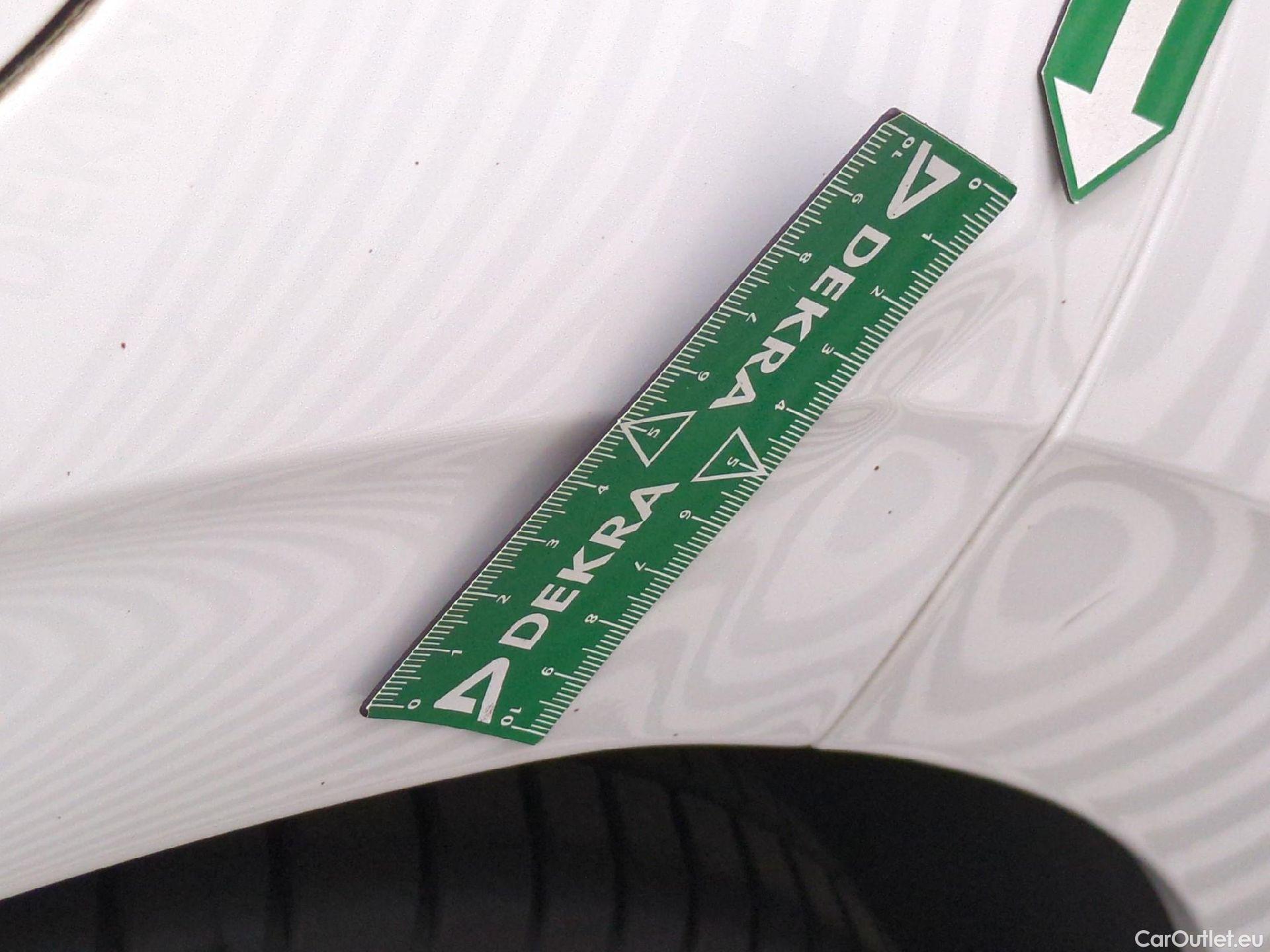  Peugeot  208  Affaire Premium Pack 1.2 80CV BVM5 E6dT #41