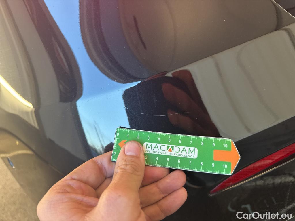  Mercedes  A-Klasse MERCEDES-BENZ Classe A Compact / 2018 / 5P / Berline A 250 e AMG Line 8G-DCT #5