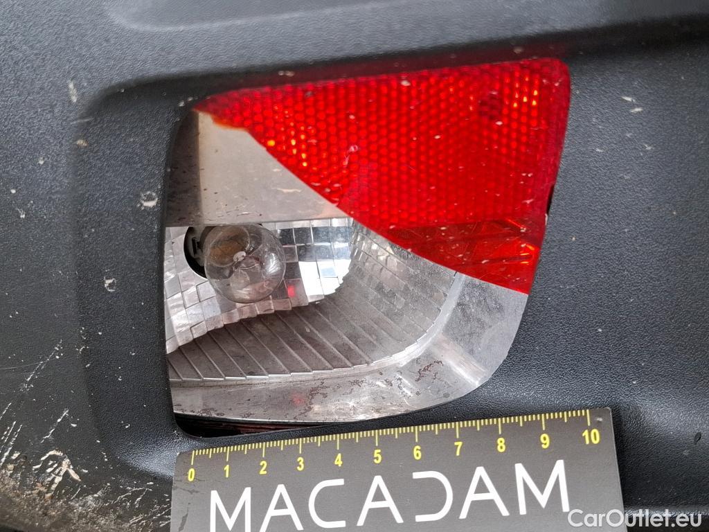  Peugeot  3008  II Allure 1.2 PureTech 130CV BVA8 E6d #9