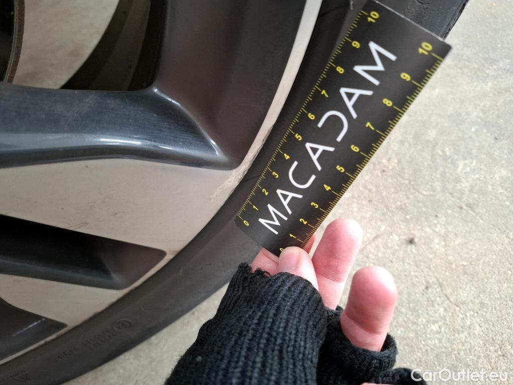  Opel   Grandland X Grandland X Elegance Business 1.5 130CV BVA8 E6d #19