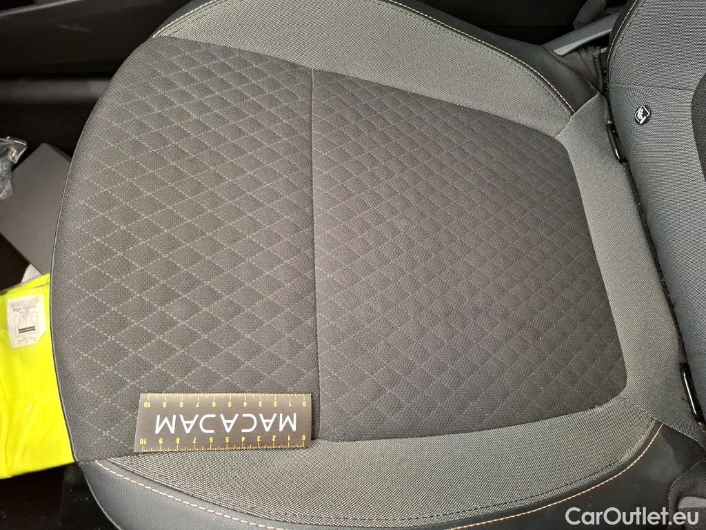  Opel   Grandland X Grandland X Elegance Business 1.5 130CV BVA8 E6d #22