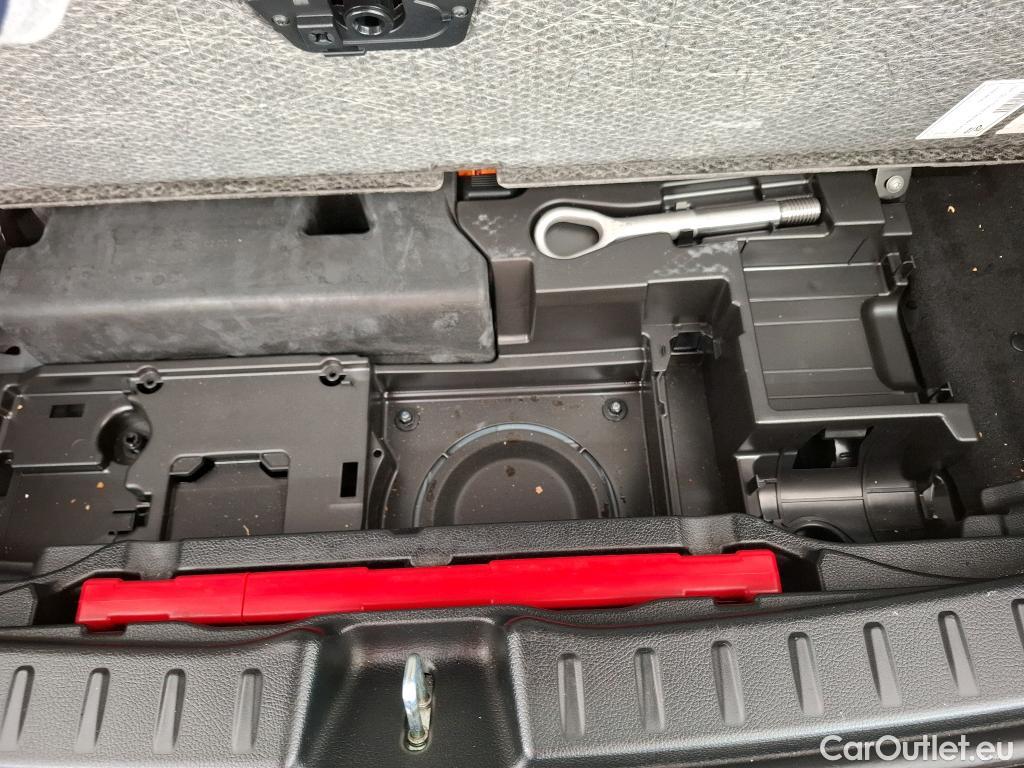  Mercedes  GLA MERCEDES-BENZ  / 2020 / 5P / SUV 1.3  250 e BUSINESS LINE DCT #38