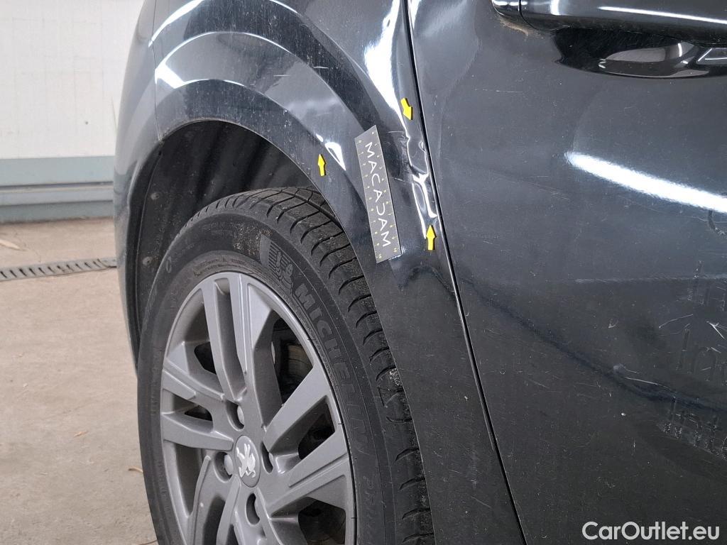  Peugeot  208  Active Business 1.5 HDi 100CV BVM6 E6d #21