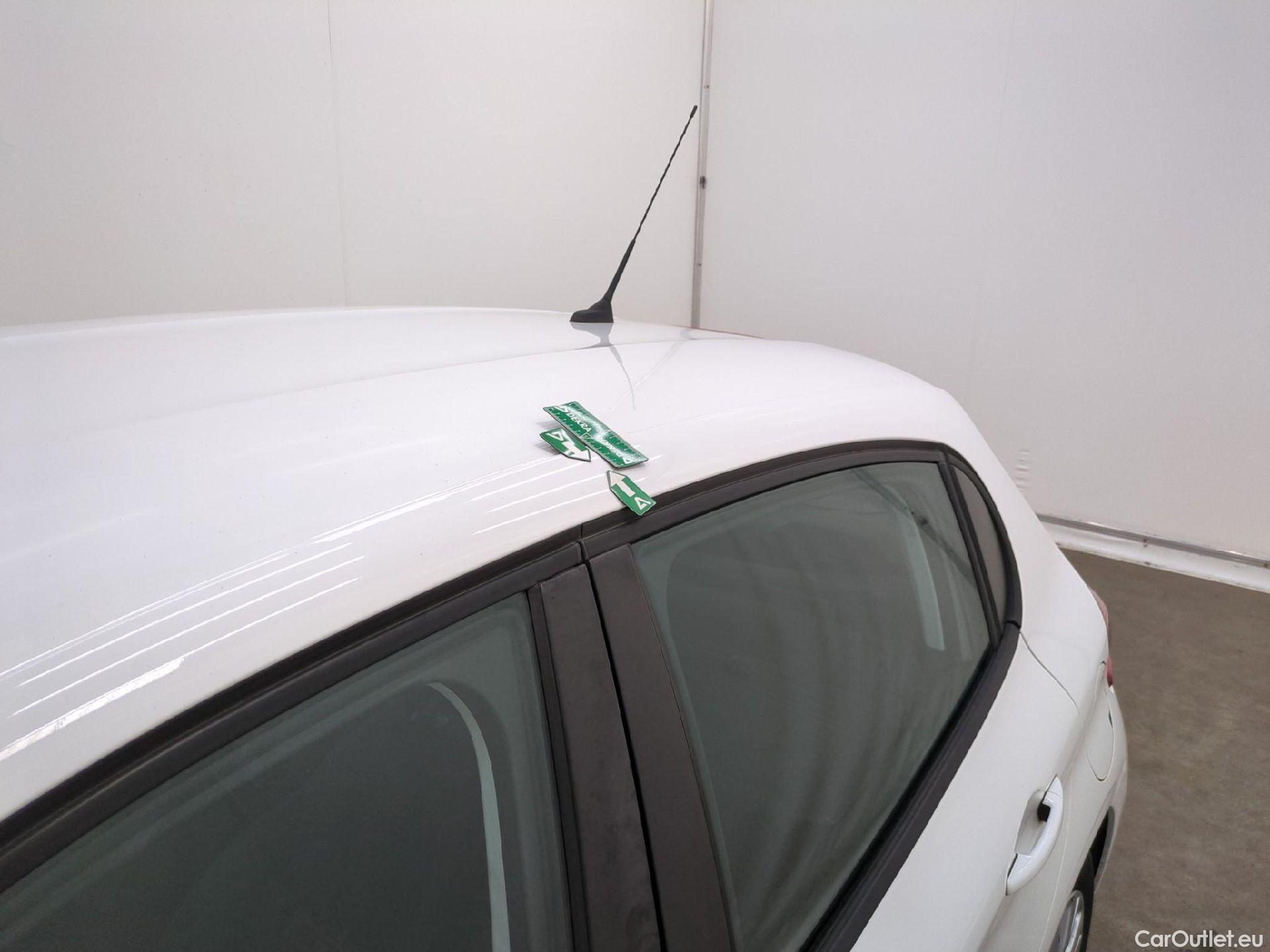  Peugeot  208  Affaire Premium Pack 1.2 80CV BVM5 E6dT #38