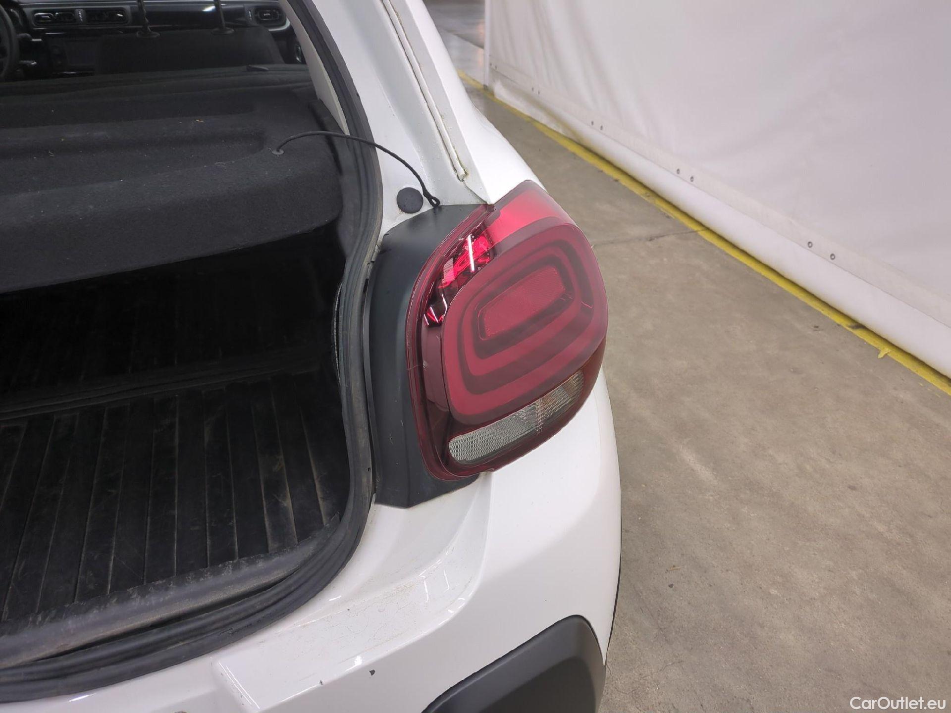  Citroen  C3  Société Feel 1.5 BlueHDI 100CV BVM6 E6d #11