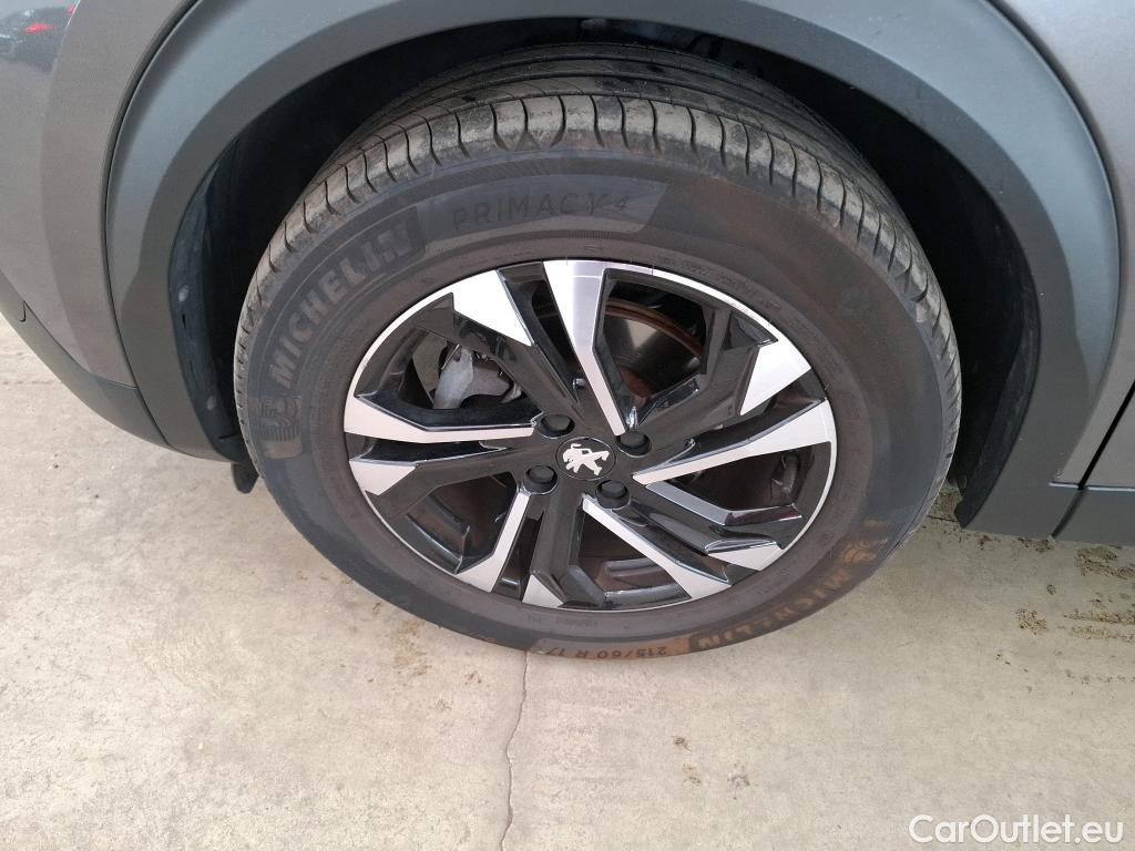  Peugeot  2008  Allure 1.2 PureTech 130CV BVM6 E6d #8