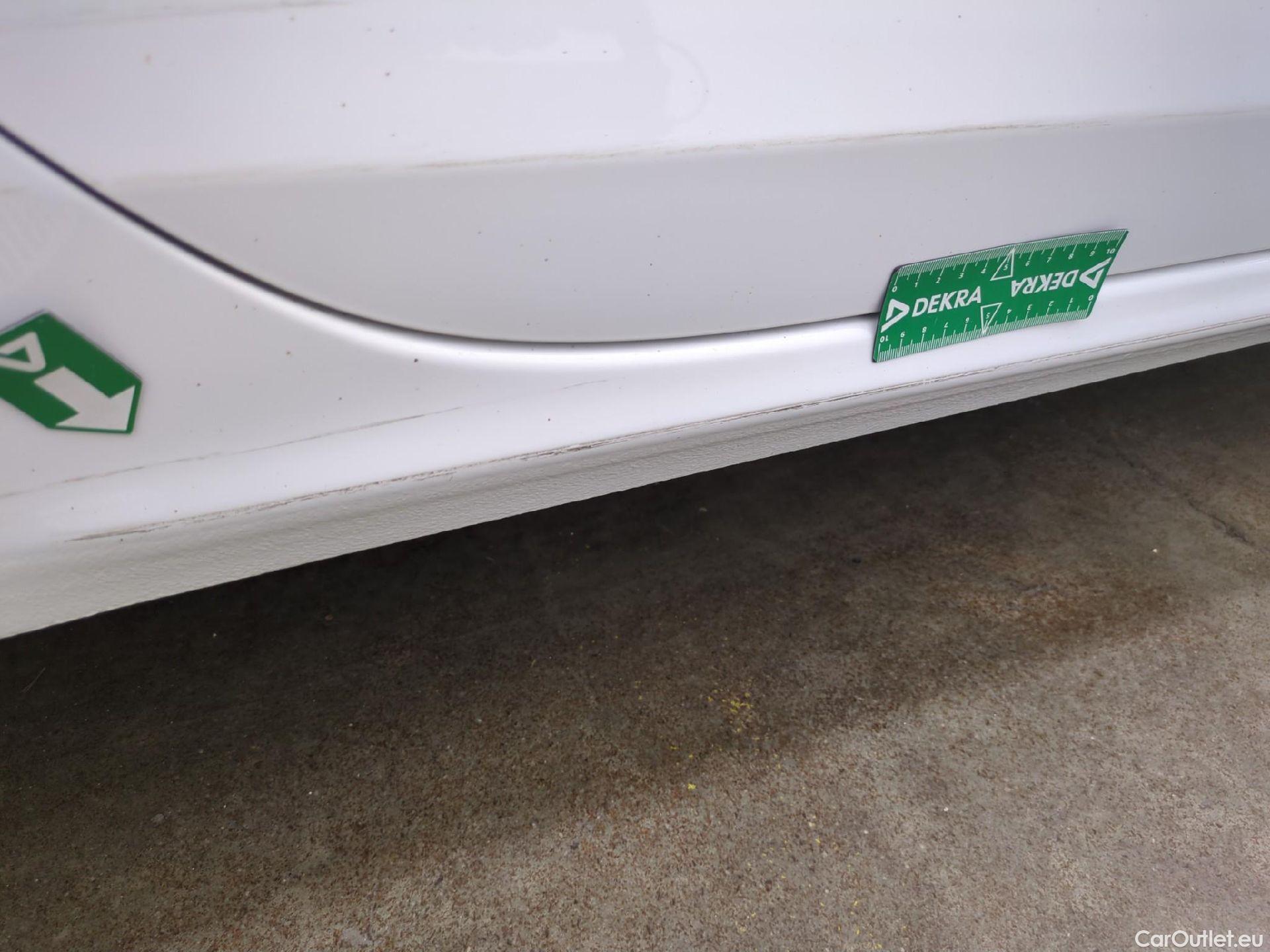  Peugeot  208  Affaire Premium Pack 1.2 80CV BVM5 E6dT #14