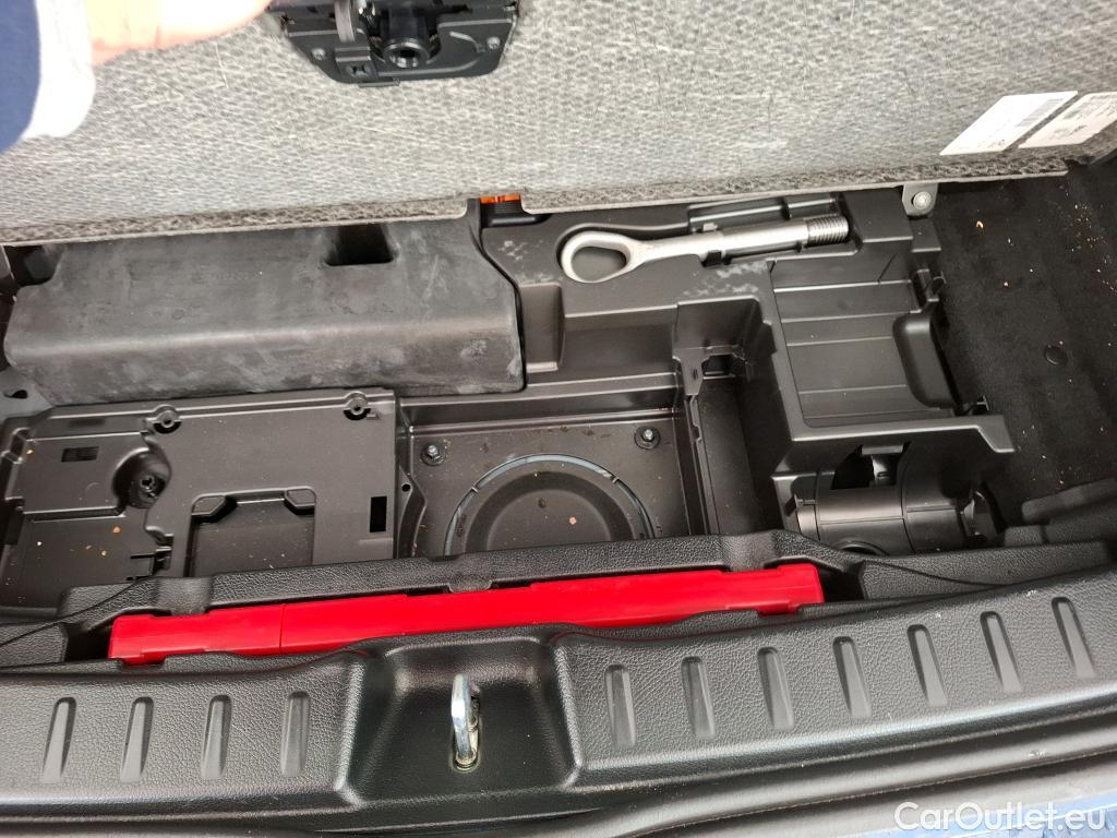  Mercedes  GLA MERCEDES-BENZ  / 2020 / 5P / SUV 1.3  250 e BUSINESS LINE DCT #41