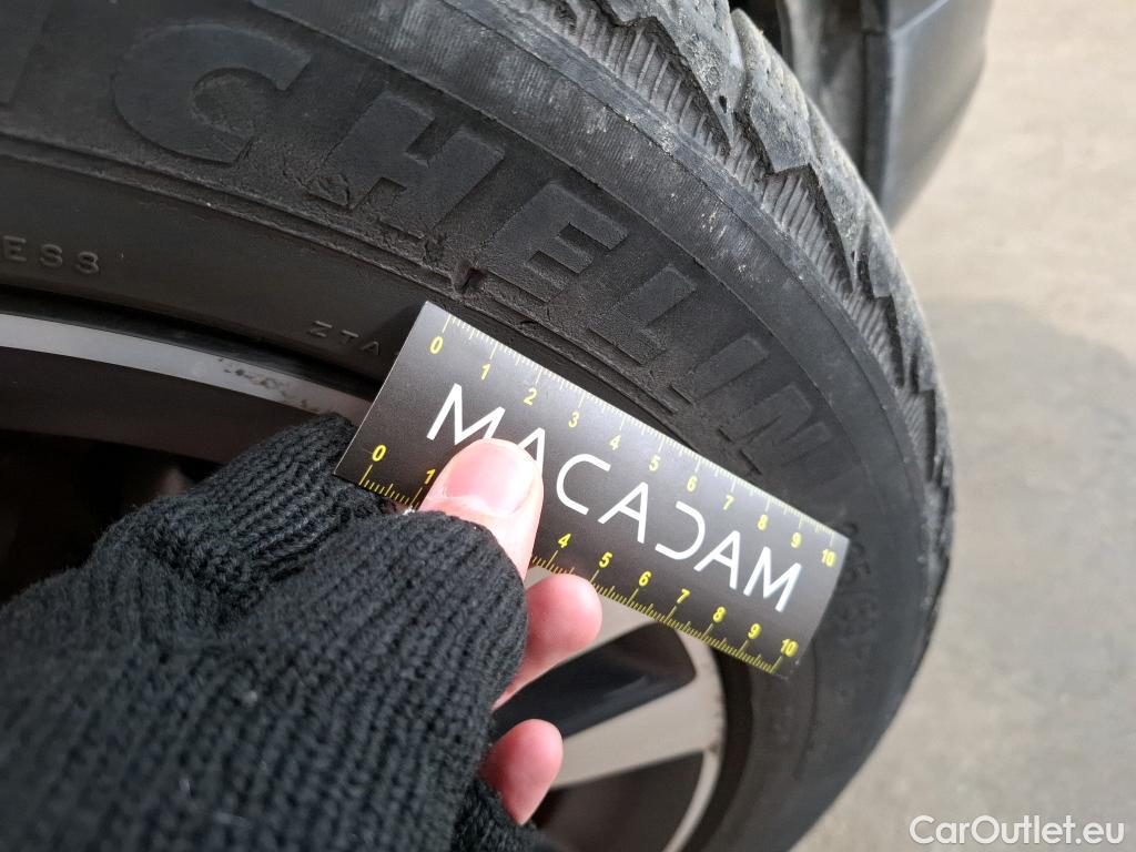  Opel   Grandland X Grandland X Elegance Business 1.5 130CV BVA8 E6d #5