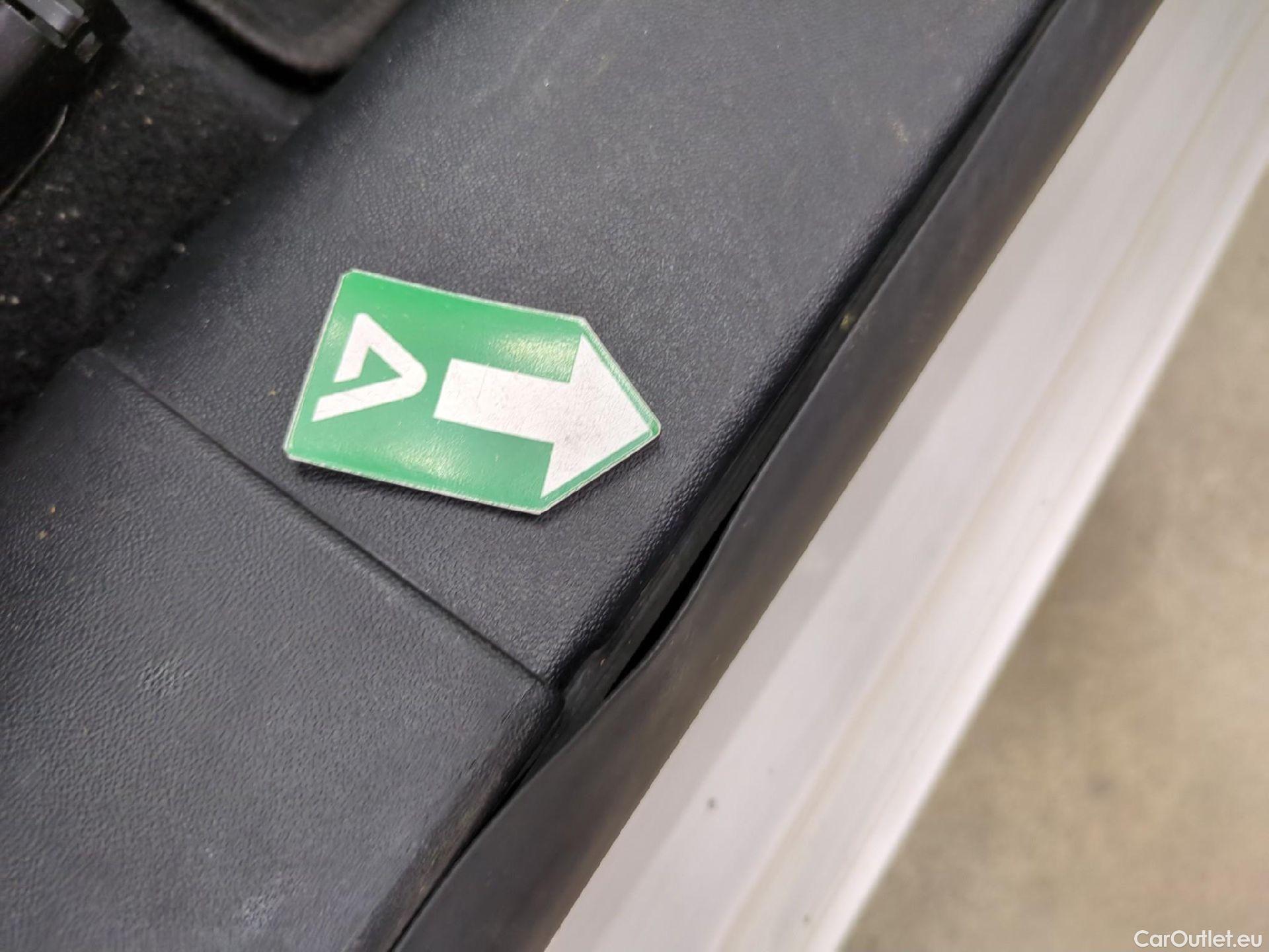  Peugeot  208  Affaire Premium Pack 1.2 80CV BVM5 E6dT #6