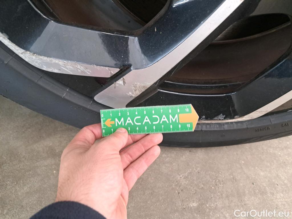  Citroen  C5 CITROEN  Aircross / 2018 / 5P / SUV Hybrid 225 ë-EAT8 Shine #9