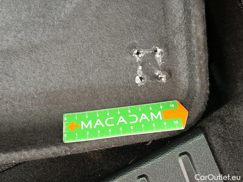  Mercedes  GLA MERCEDES-BENZ  / 2020 / 5P / SUV 1.3  250 e BUSINESS LINE DCT #34