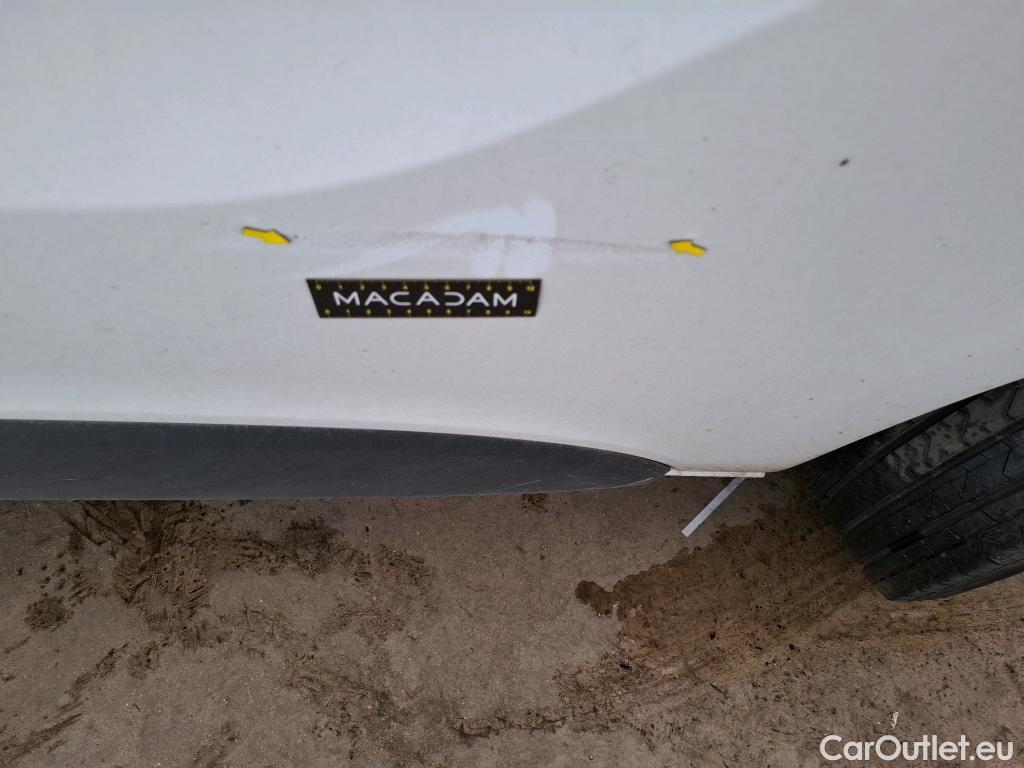  Renault  Trafic RENAULT  / 2019 / 4P / Fourgon tole FG GCF L1H1 1000 dCi 120 #23