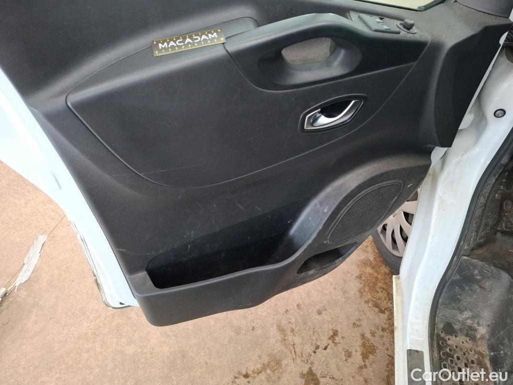  Renault  Trafic RENAULT  / 2019 / 4P / Fourgon tole FG GCF L1H1 1000 dCi 120 #6