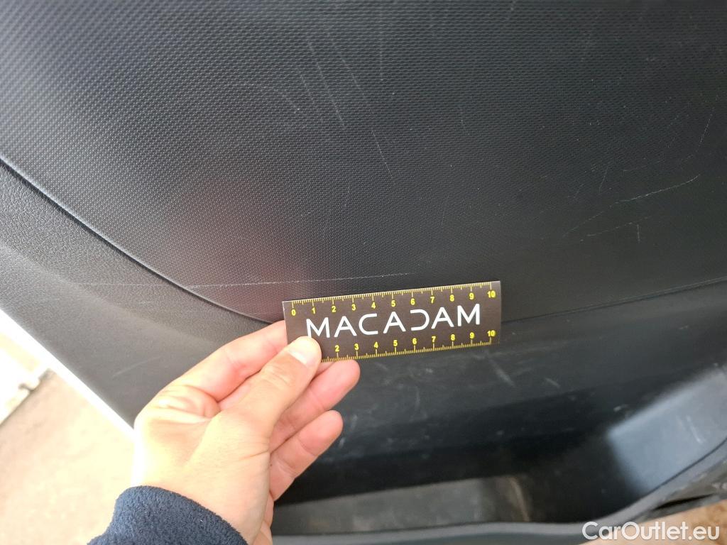  Renault  Trafic RENAULT  / 2019 / 4P / Fourgon tole FG GCF L1H1 1000 dCi 120 #8