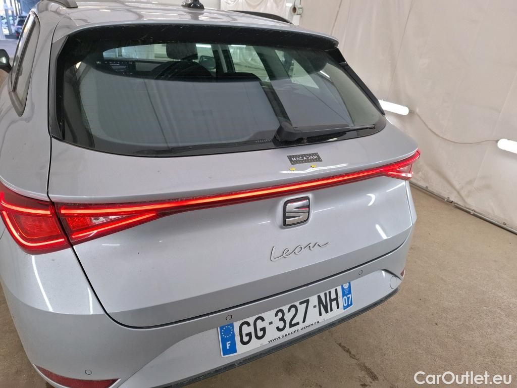  Seat  Leon SEAT  Sportstourer / 2020 / 5P / Break 2.0 TDI 150 DSG S&S Style Business #3