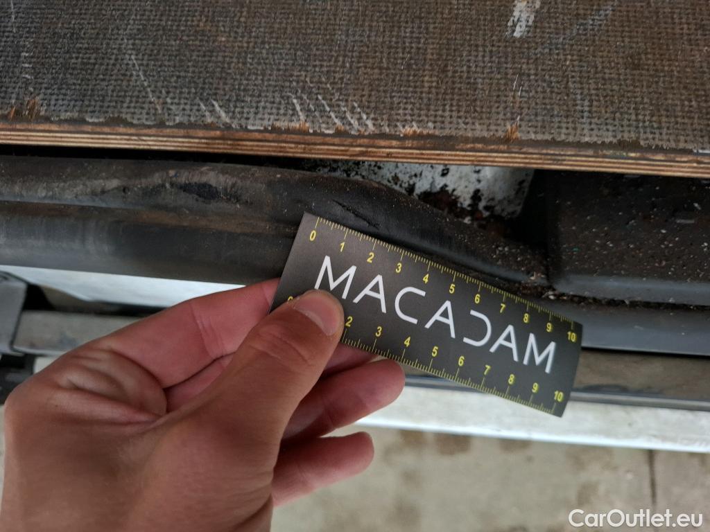  Renault  Trafic RENAULT  / 2019 / 4P / Fourgon tole FG GCF L1H1 1000 dCi 120 #4