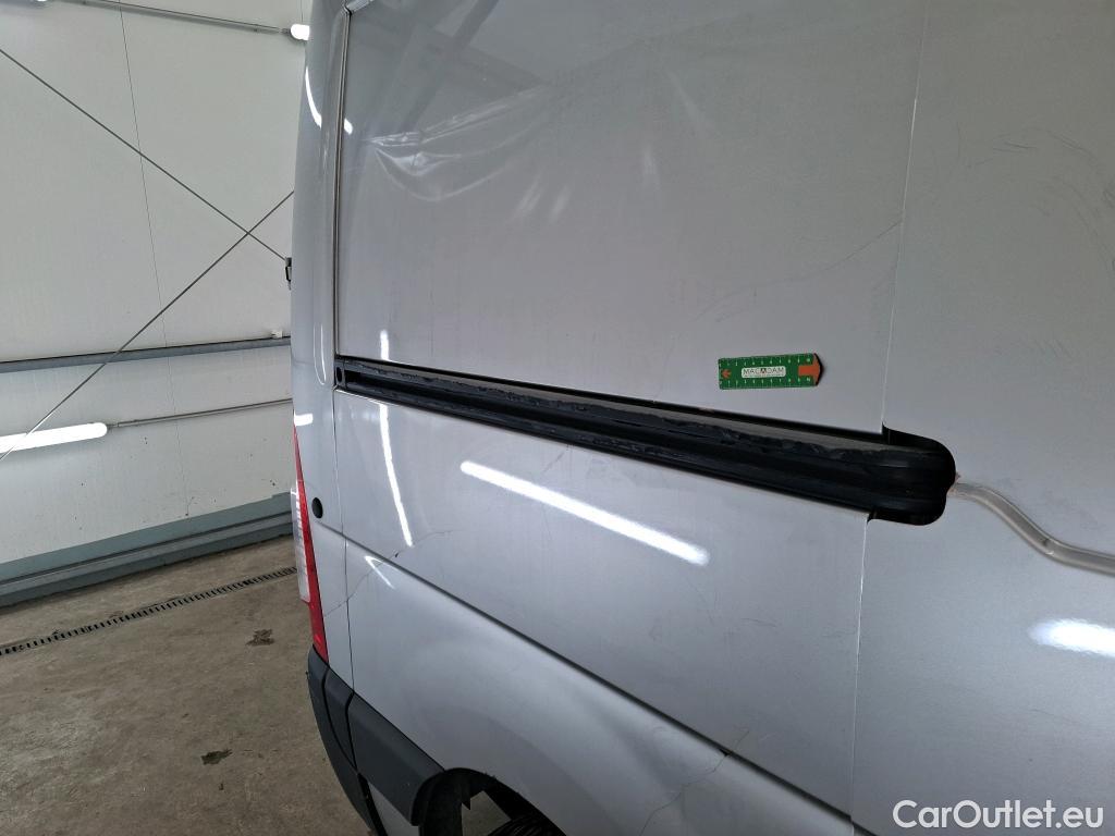 Renault  Master RENAULT  VU 4p Fourgon FG GCf Trac F3500 L1H2 Energy dCi 145 E6 #18