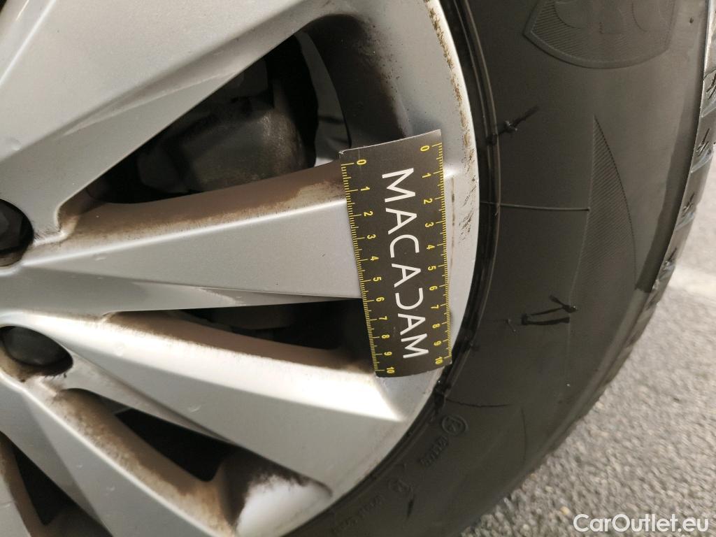  Seat  Arona  Business 1.0 TSI 95CV BVM5 E6d #15