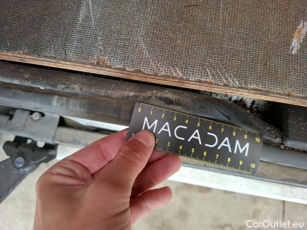  Renault  Trafic RENAULT  / 2019 / 4P / Fourgon tole FG GCF L1H1 1000 dCi 120 #5