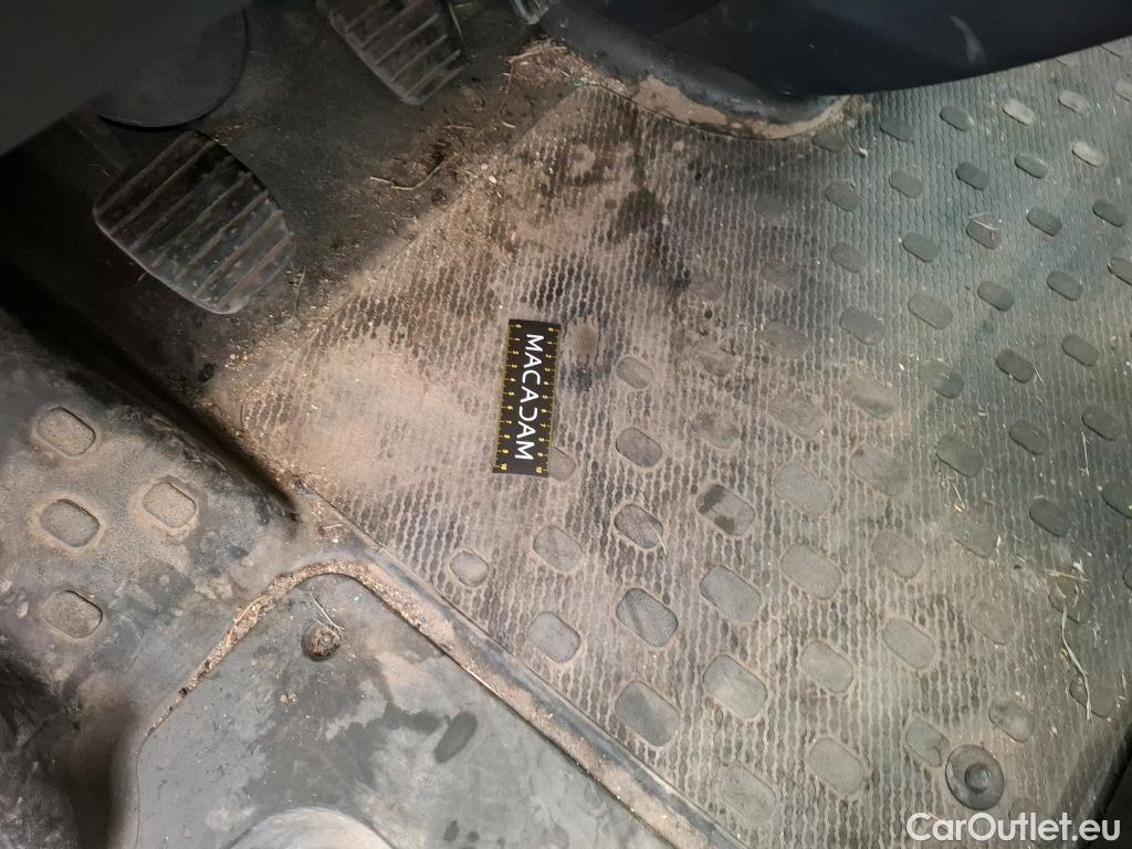  Renault  Trafic RENAULT  / 2019 / 4P / Fourgon tole FG GCF L1H1 1000 dCi 120 #10