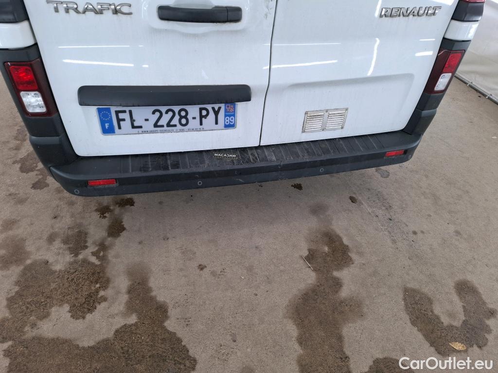  Renault  Trafic RENAULT  / 2019 / 4P / Fourgon tole FG GCF L1H1 1000 dCi 120 #24