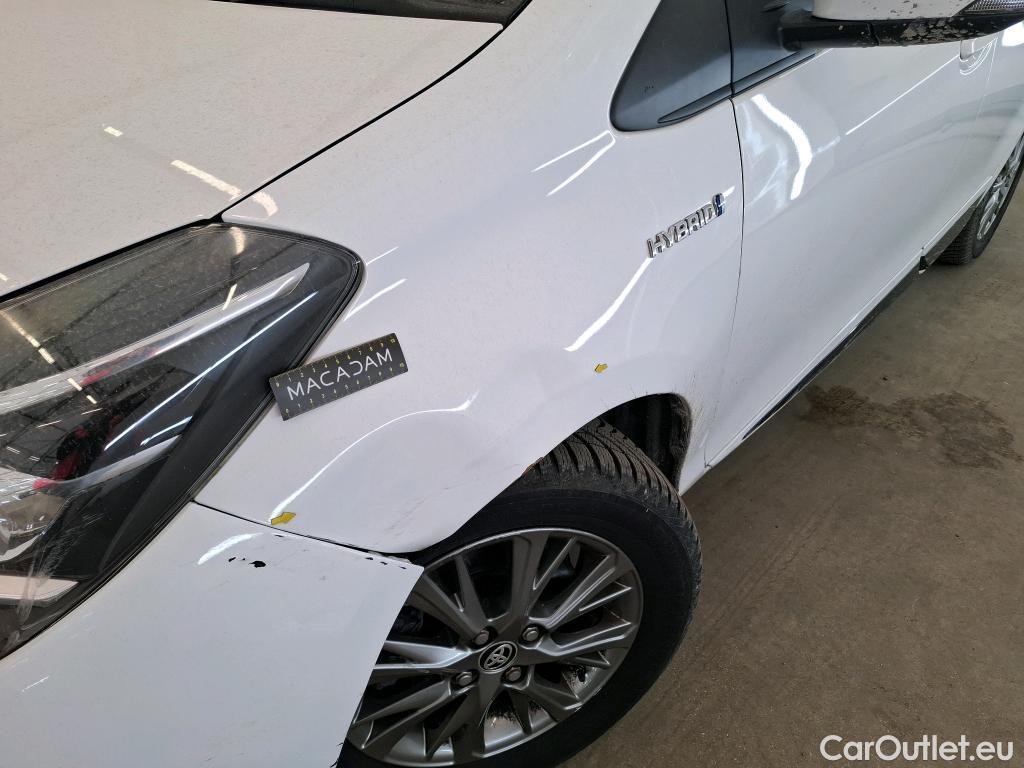  Toyota  Yaris TOYOTA  Hybride 5p Berline 1.5 VVT-I HYBRID Dynamic Business #1