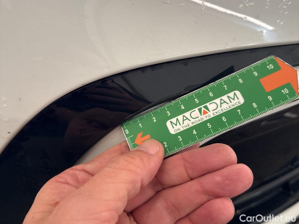  Volkswagen  Golf  VOLKSWAGEN / 2020 / 5P / Berline 1.5 eTSI OPF 150 DSG7 R-Line #27