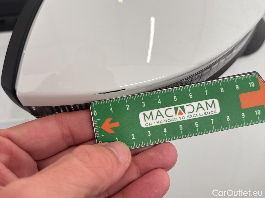  Volkswagen  Golf  VOLKSWAGEN / 2020 / 5P / Berline 1.5 eTSI OPF 150 DSG7 R-Line #29