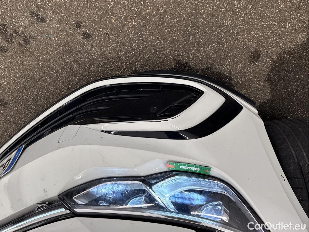  Volkswagen  Golf  VOLKSWAGEN / 2020 / 5P / Berline 1.5 eTSI OPF 150 DSG7 R-Line #26