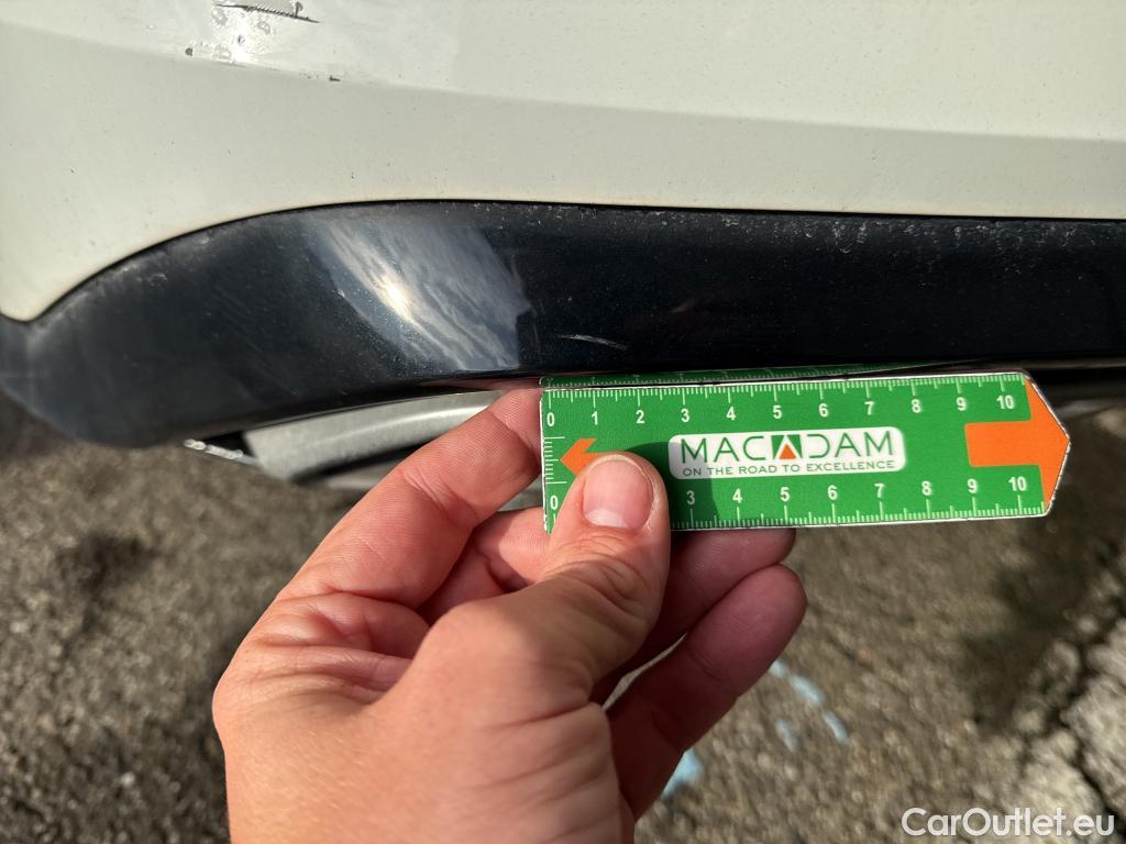  Volkswagen  Golf  VOLKSWAGEN / 2020 / 5P / Berline 1.5 eTSI OPF 150 DSG7 R-Line #16