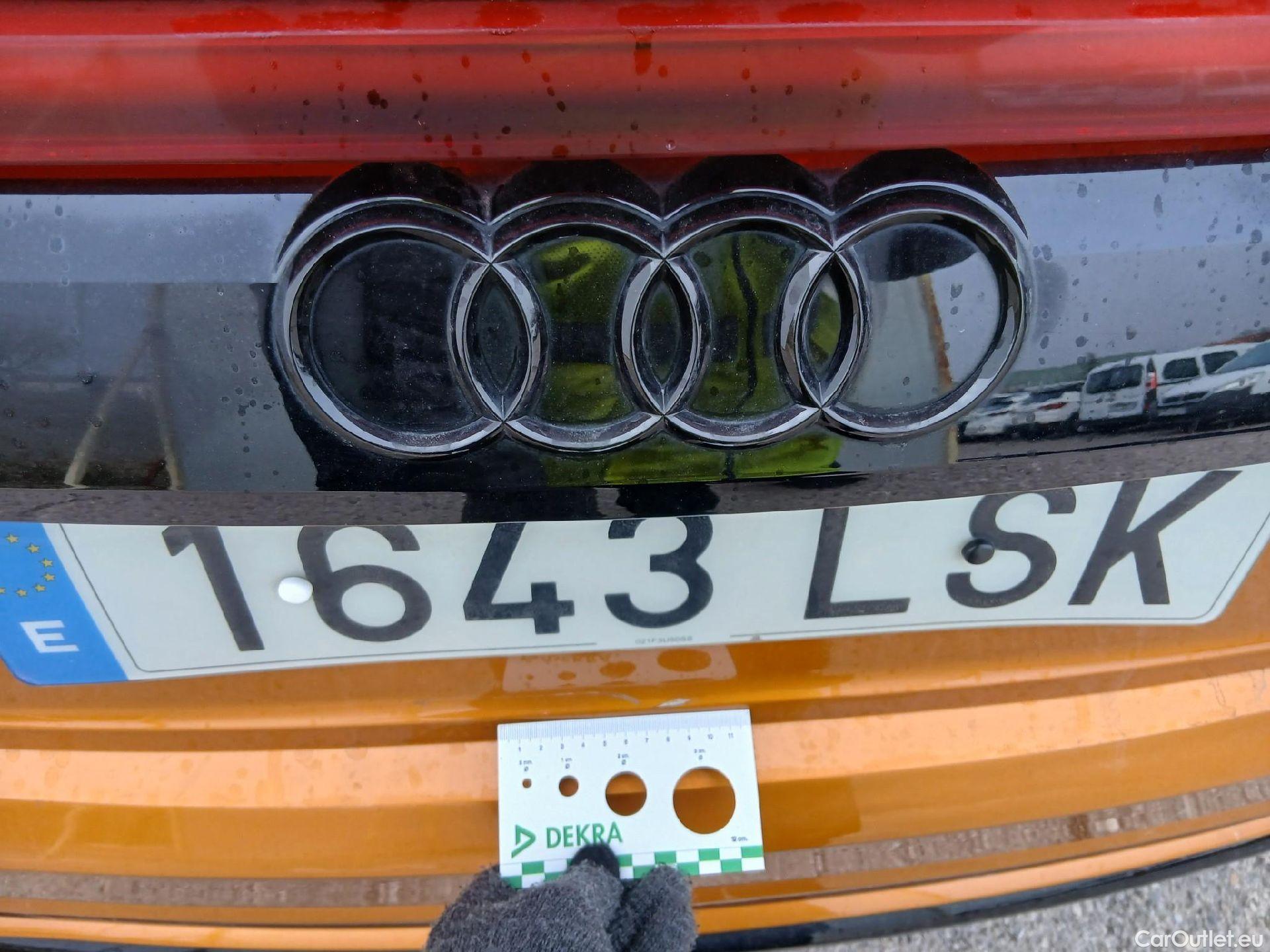  Audi  Q8 AUDI  / 2018 / 5P / todoterreno 60 TFSIe S Line 250kW quattro tiptronic #8