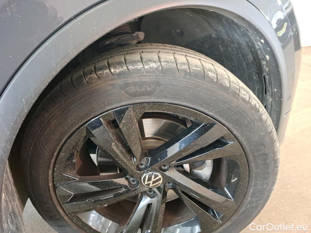  Volkswagen  Tiguan VOLKSWAGEN  / 2020 / 5P / SUV 1.4 eHybrid 245 DSG6 R-Line Exclusive #5