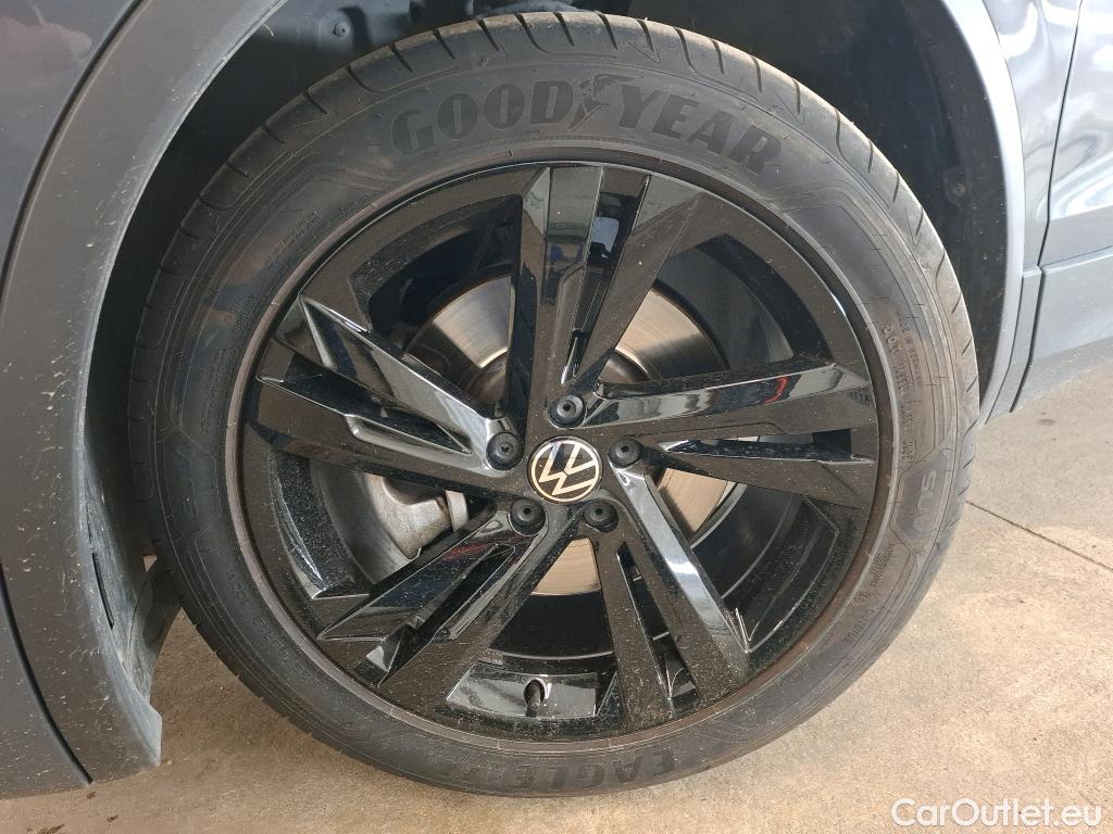  Volkswagen  Tiguan VOLKSWAGEN  / 2020 / 5P / SUV 1.4 eHybrid 245 DSG6 R-Line Exclusive #2