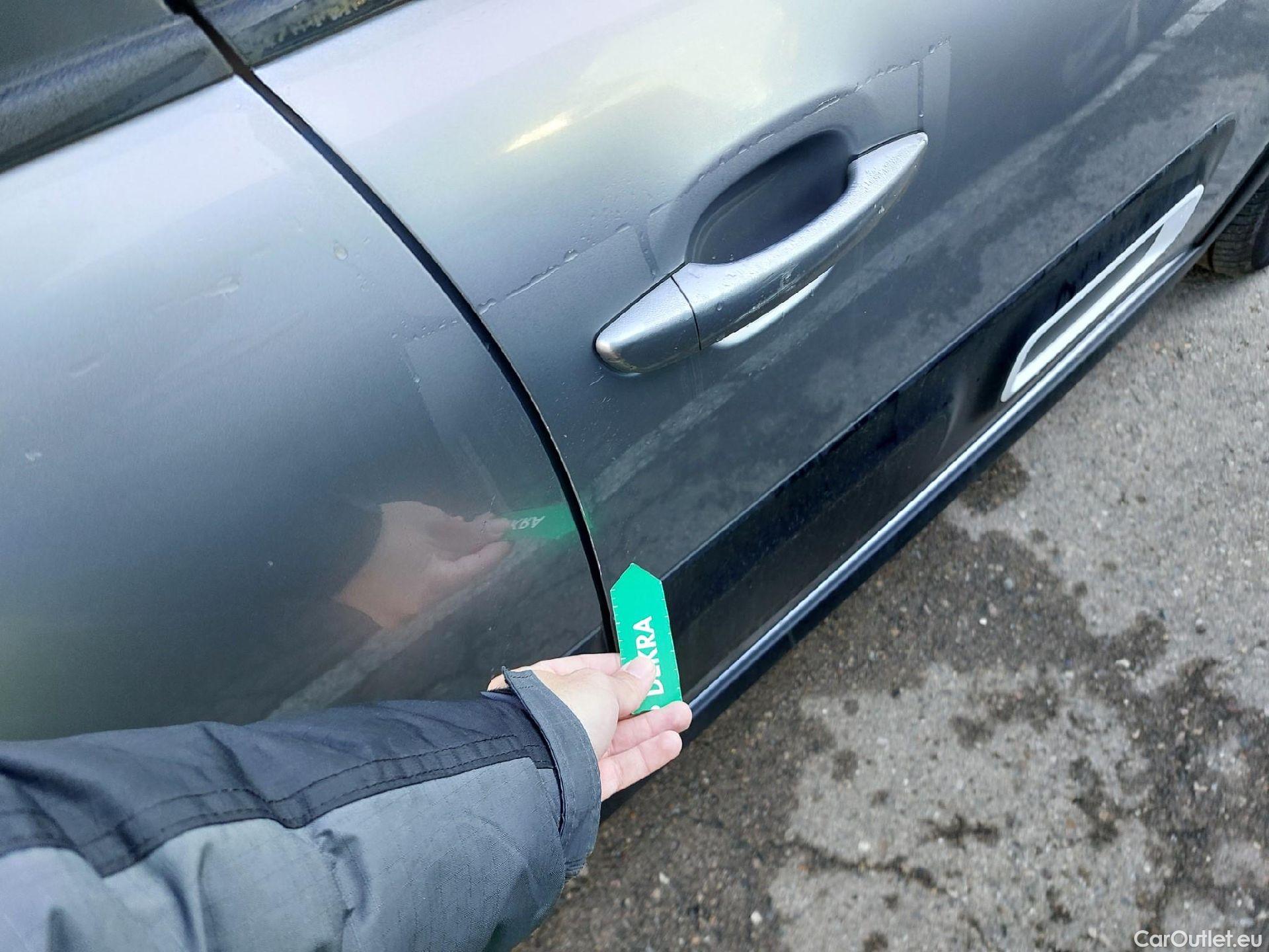  Citroen  C3 CITROEN  / 2020 / 5P / berlina con portón PureTech 60KW (83CV) Feel Pack #22