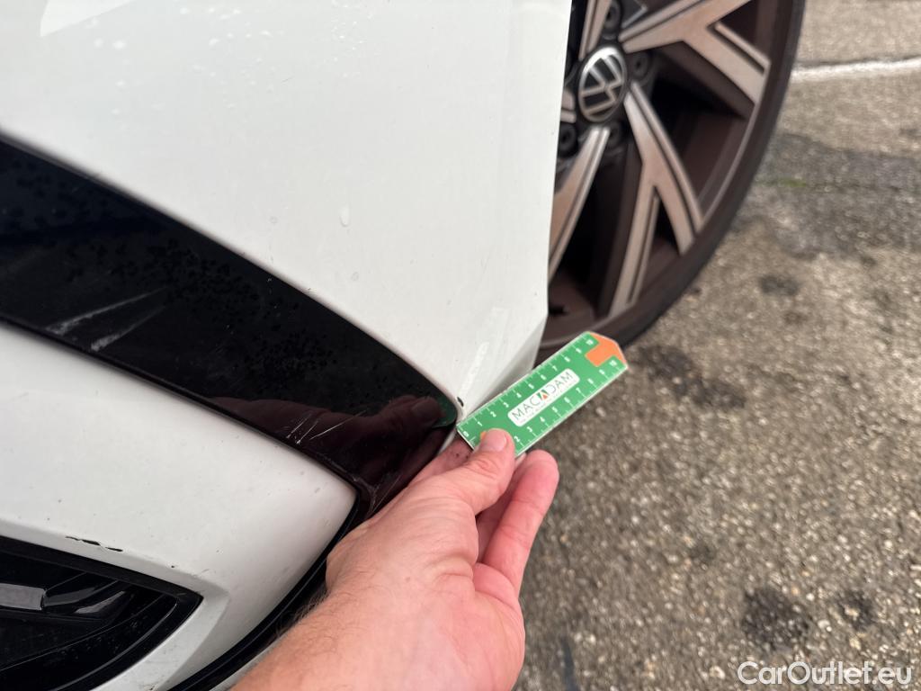  Volkswagen  Golf  VOLKSWAGEN / 2020 / 5P / Berline 1.5 eTSI OPF 150 DSG7 R-Line #5