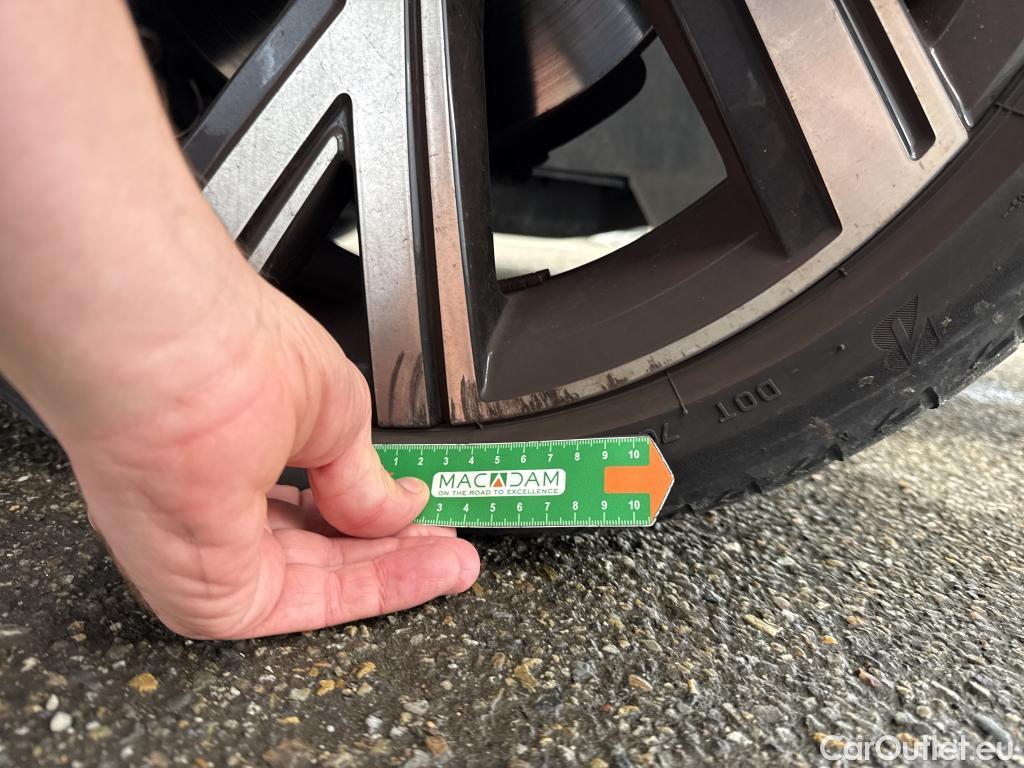  Volkswagen  Golf  VOLKSWAGEN / 2020 / 5P / Berline 1.5 eTSI OPF 150 DSG7 R-Line #22