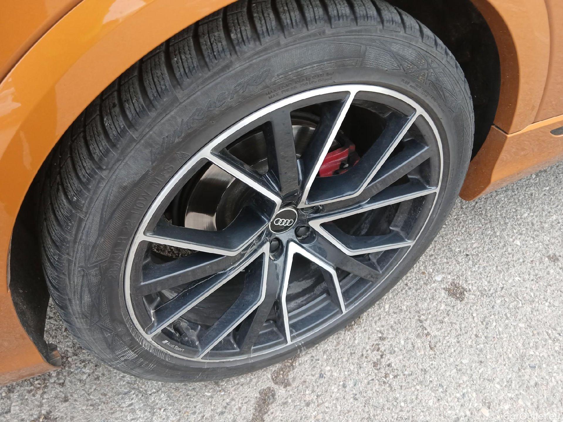  Audi  Q8 AUDI  / 2018 / 5P / todoterreno 60 TFSIe S Line 250kW quattro tiptronic #16