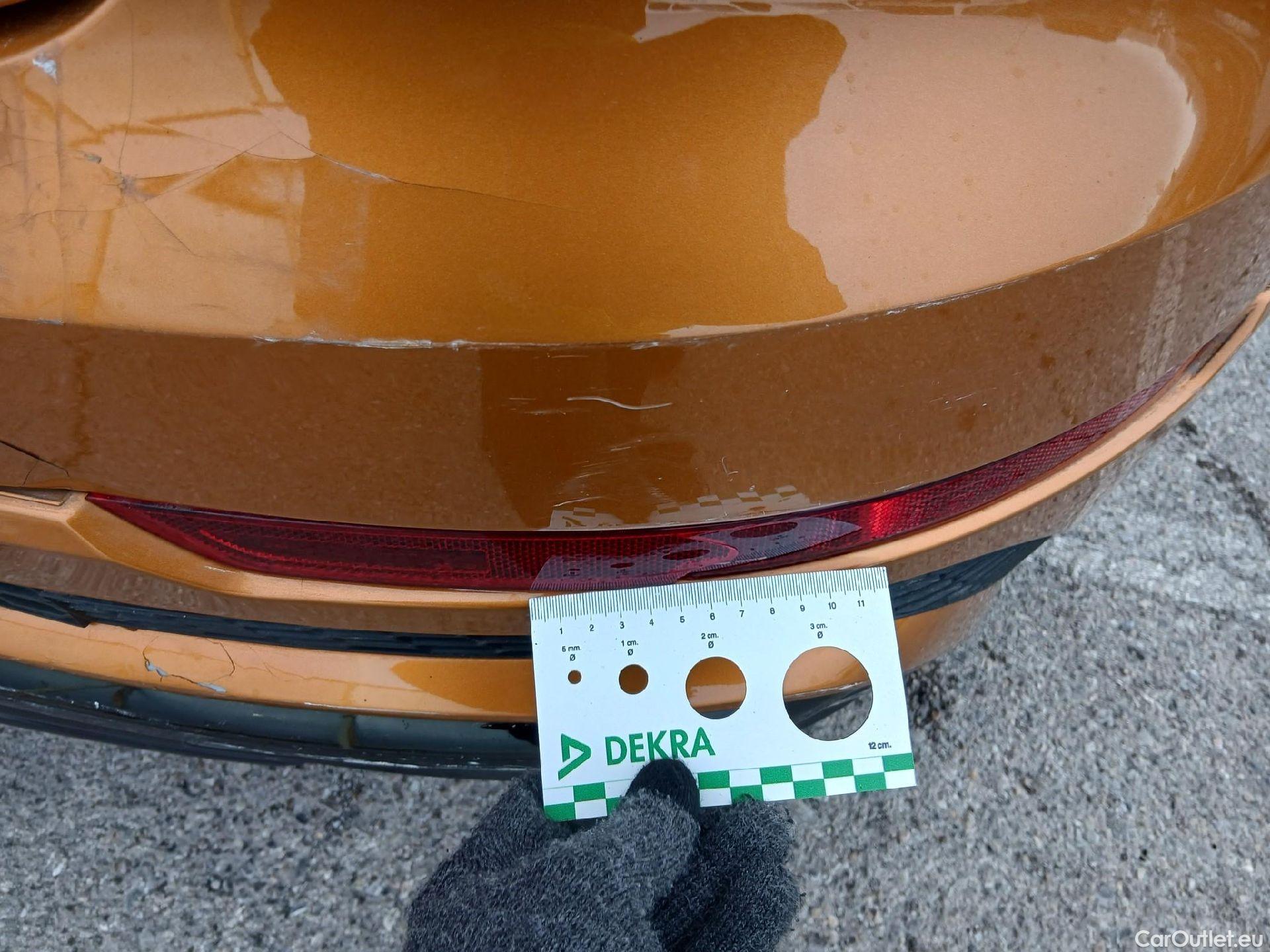  Audi  Q8 AUDI  / 2018 / 5P / todoterreno 60 TFSIe S Line 250kW quattro tiptronic #11