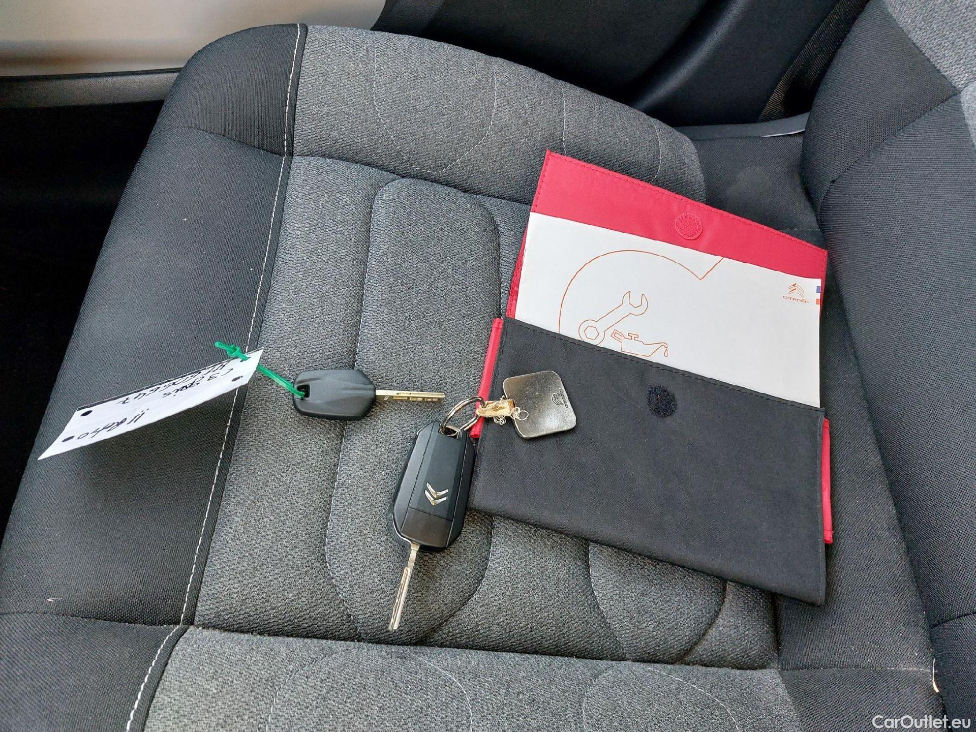  Citroen  C3 CITROEN  / 2020 / 5P / berlina con portón PureTech 60KW (83CV) Feel Pack #2