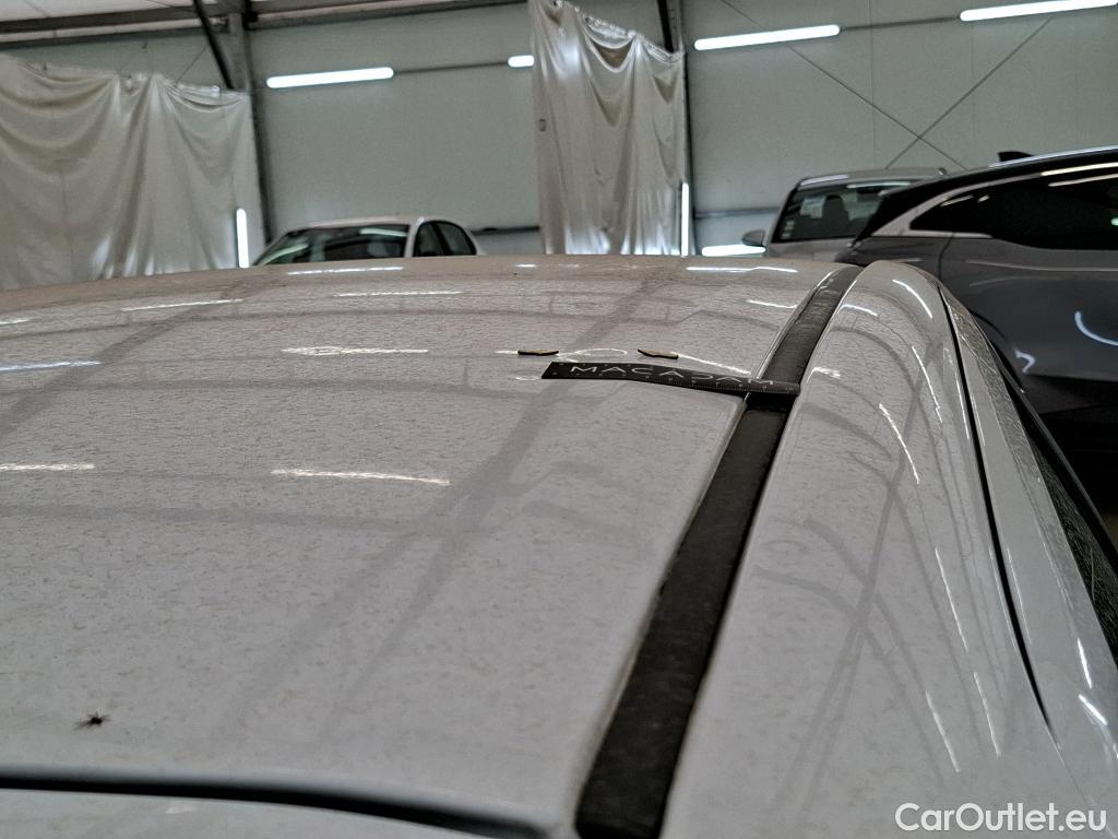  Toyota  Yaris TOYOTA  Hybride 5p Berline 1.5 VVT-I HYBRID Dynamic Business #4