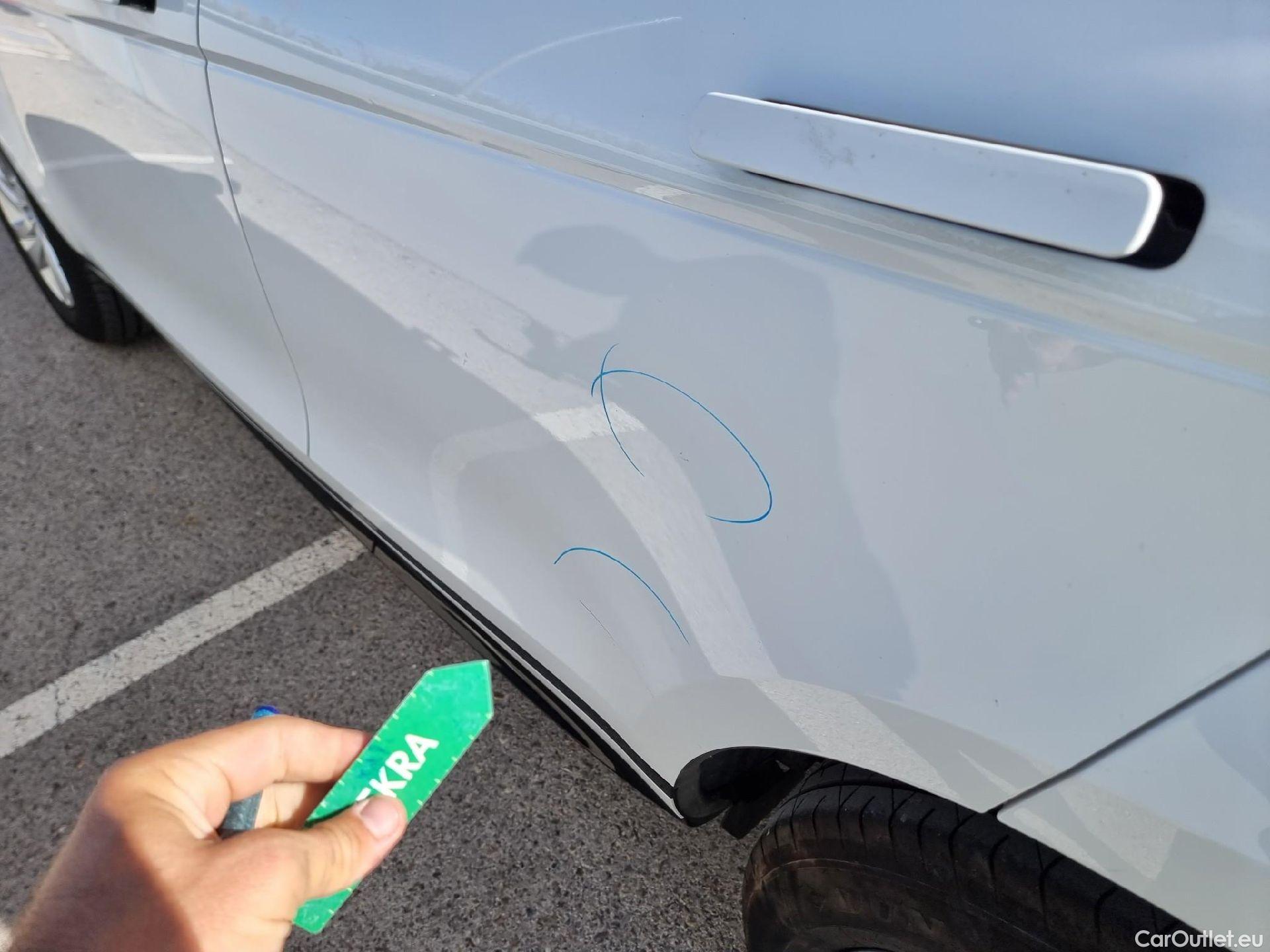  Land Rover  Range Rover LAND ROVER  Evoque / 2015 / 5P / todoterreno 2.0 D163 R-Dynamic S AUTO 4WD MHEV #16