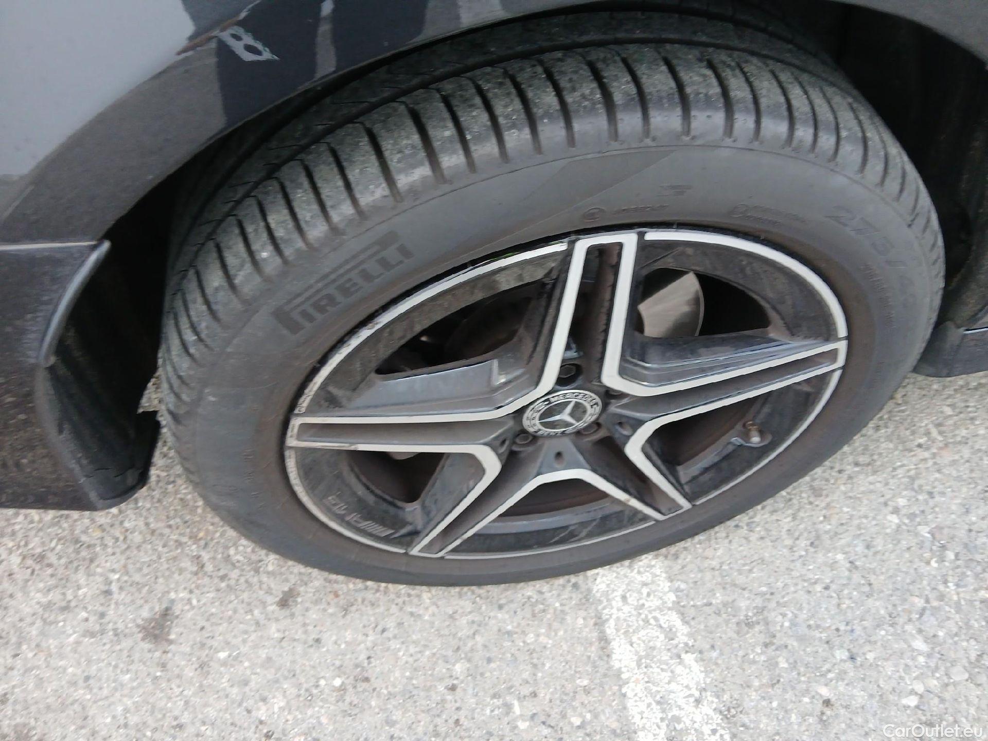  Mercedes  E-Klasse MERCEDES-BENZ Clase E / 2020 / 4P / sedán E 300 de 4MATIC #9