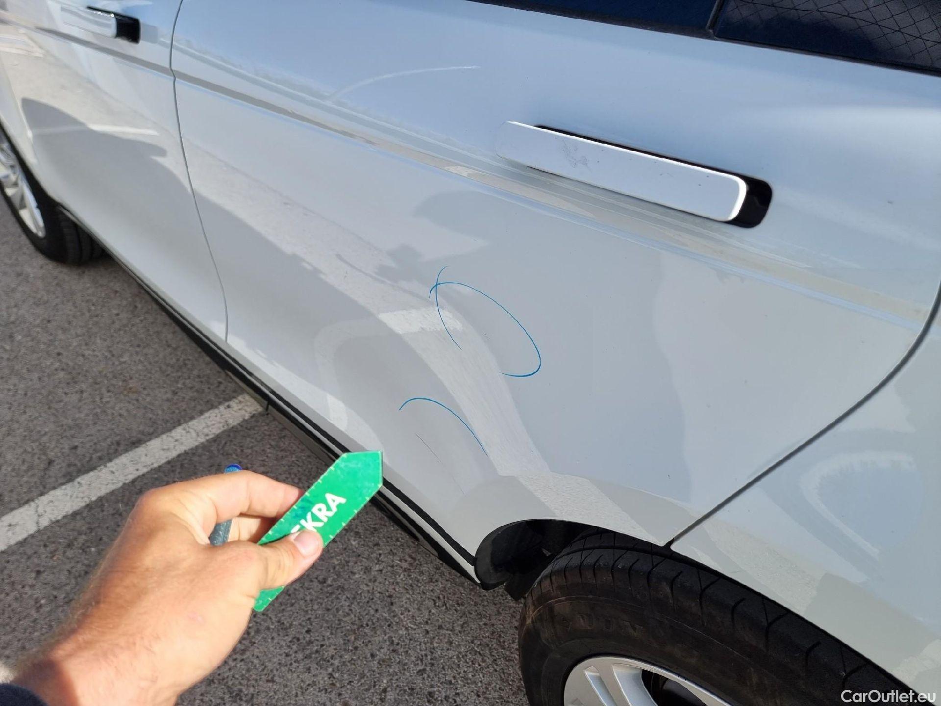  Land Rover  Range Rover LAND ROVER  Evoque / 2015 / 5P / todoterreno 2.0 D163 R-Dynamic S AUTO 4WD MHEV #17